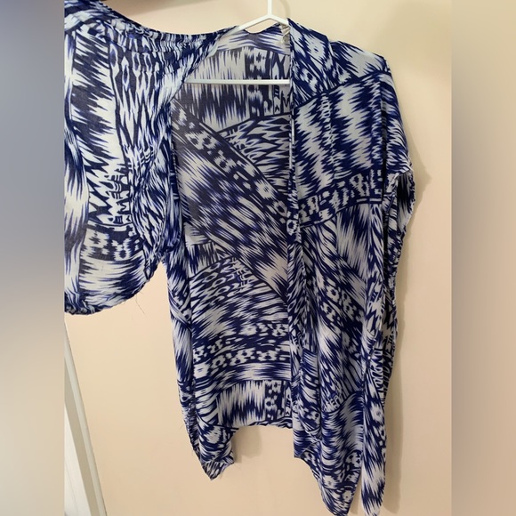 Michael Stars beach wrap - Picture 2 of 8